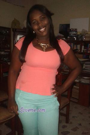 157477 - Yorielis Age: 39 - Colombia