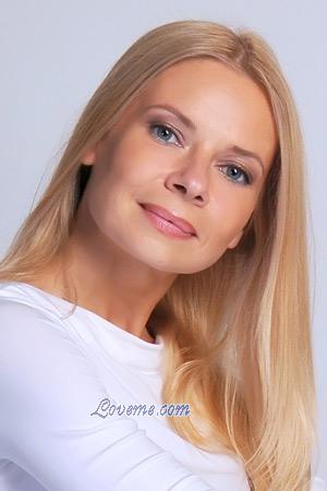 176689 - Julia Age: 52 - United Arab Emirates