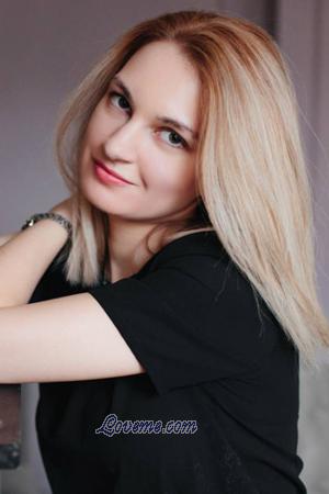 180385 - Marta Age: 37 - Ukraine