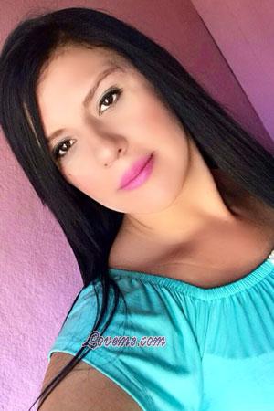 181828 - Elizabeth Age: 47 - Costa Rica
