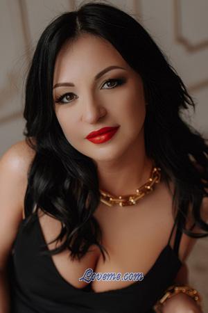 202600 - Alla Age: 45 - Ukraine
