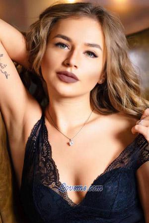 202910 - Yuliia Age: 29 - Ukraine
