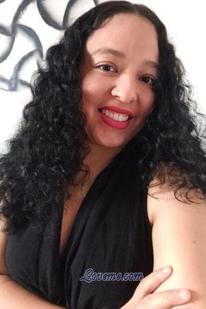 204197 - Karime Age: 37 - Colombia