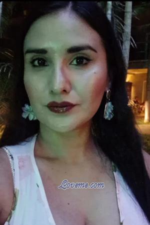 204346 - Ana Age: 35 - Costa Rica