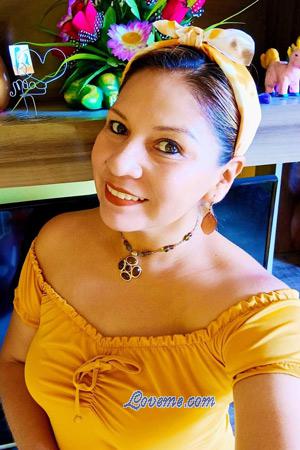 210294 - Sonia Age: 46 - Peru