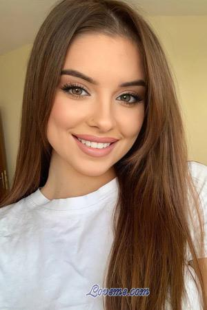 211216 - Yuliia Age: 27 - Bulgaria