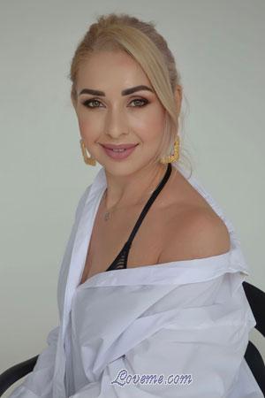 211627 - Maryana Age: 42 - Ukraine