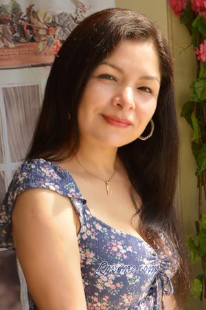 221917 - Lisette Age: 45 - Peru