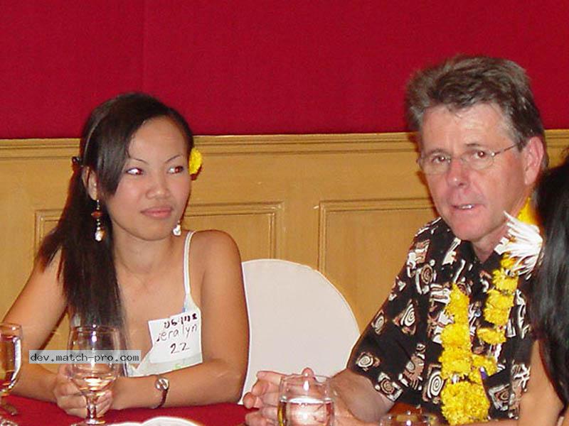 079-filipino-girls