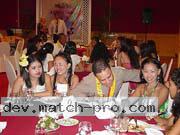 069-filipino-women